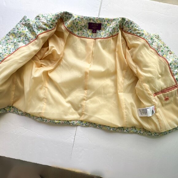 J. Crew New Limited-edition Crop quilted Louisa lady jacket in Liberty® fabric - Picture 6 of 12